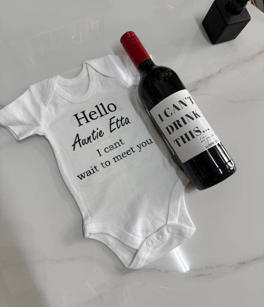 Customized Pregnancy announcement gift set