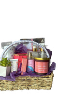 Edible gift hamper for ladies- Gift hamper for ladies in Zimbabwe
